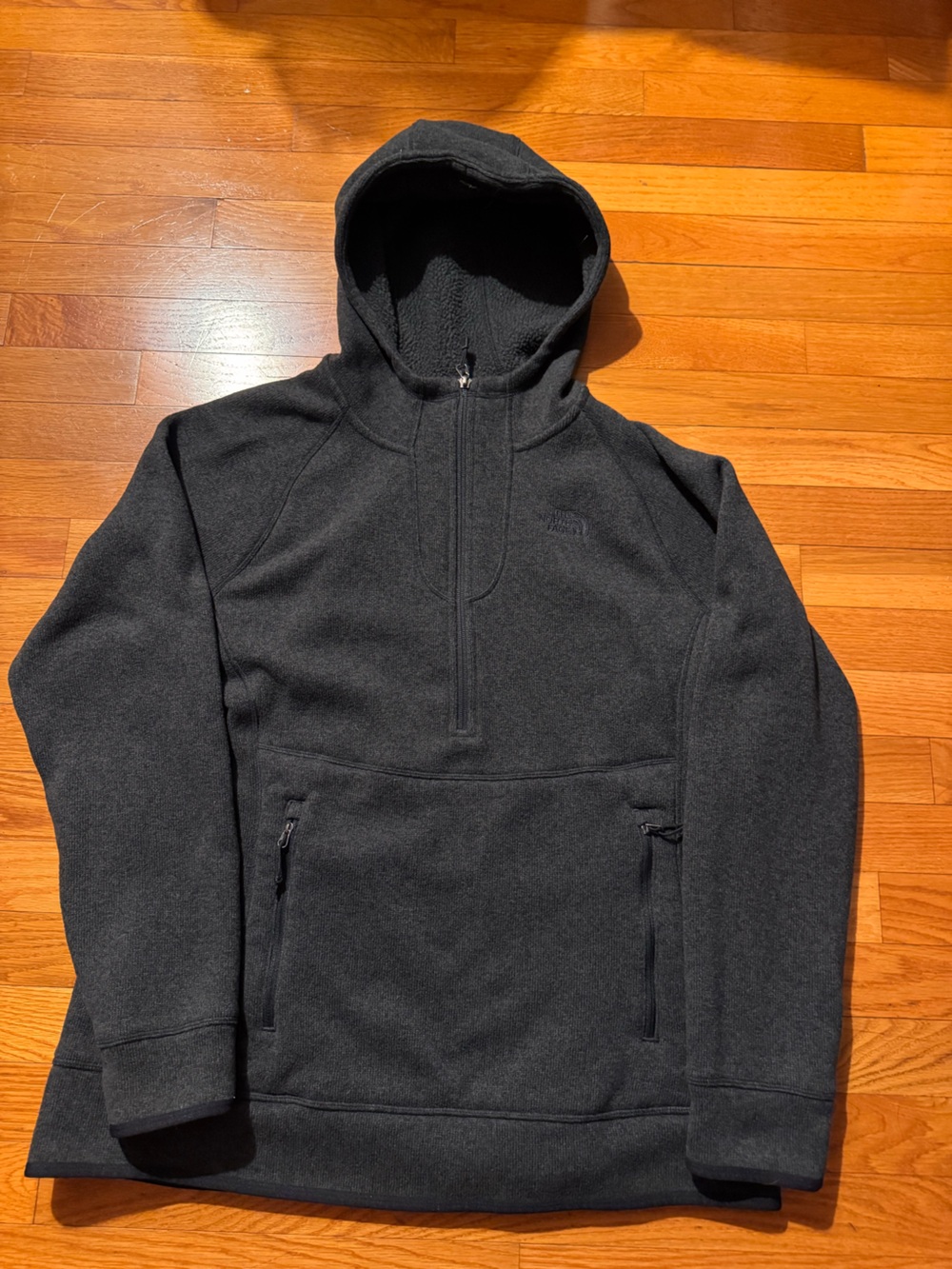 The North Face Women’s XXL 2X Hooded Full Zip Fleece Jacket Charcoal Gray